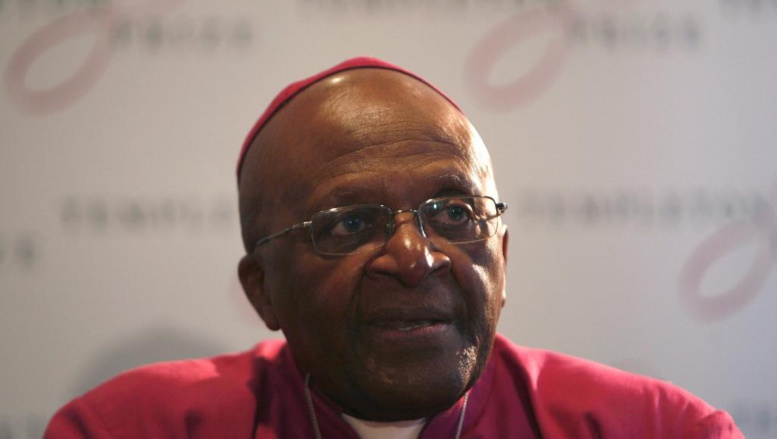 ​Rohingyas en Birmanie: le cri d’alerte de Desmond Tutu à Aung San Suu Kyi