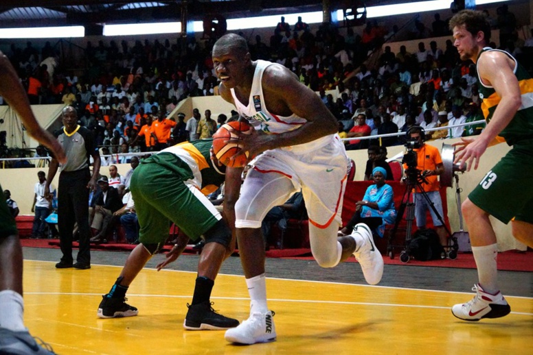 ​Afrobasket – Poule D : Sénégal 42 – 18 Afrique du Sud, mi-temps