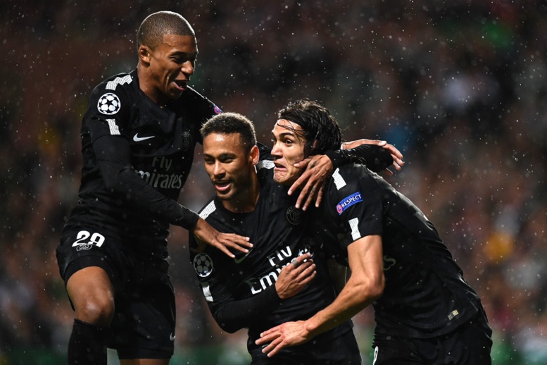 Première journée Ligue des Champions : (1ère mi-temps) Neymar Mbappé et Cavani donnent de l'avantage au Psg Première journée Ligue des Champions : (1ère mi-temps) Neymar Mbappé et Cavani donnent de l'avantage au Psg