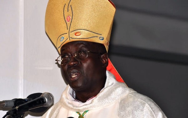 « Peiné » du rappel à Dieu d’Al Amine, Monseigneur Benjamin Ndiaye garde « le souvenir d’un homme intelligent »