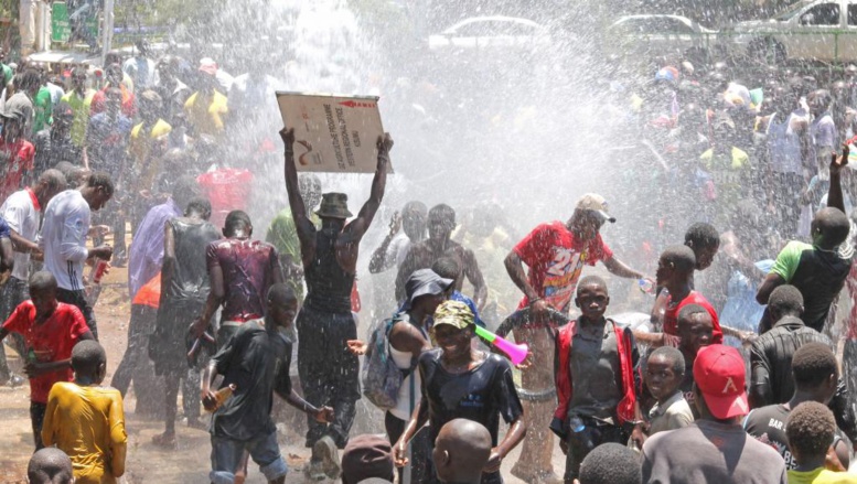 Kenya: l'opposition poursuit les manifestations contre la commission électorale Kenya: l'opposition poursuit les manifestations contre la commission électorale