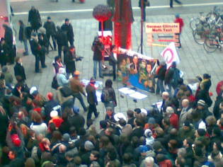 Copenhague : déguisements et manifestations pour mettre la pression sur les décideurs