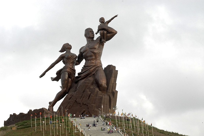 Abdoul Latif Coulibaly au monument de la Renaissance africaine : « C’est une grande œuvre artistique »