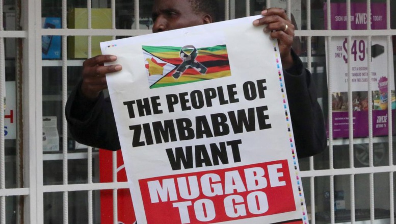 Zimbabwe: Robert Mugabe rencontrera l'armée dimanche