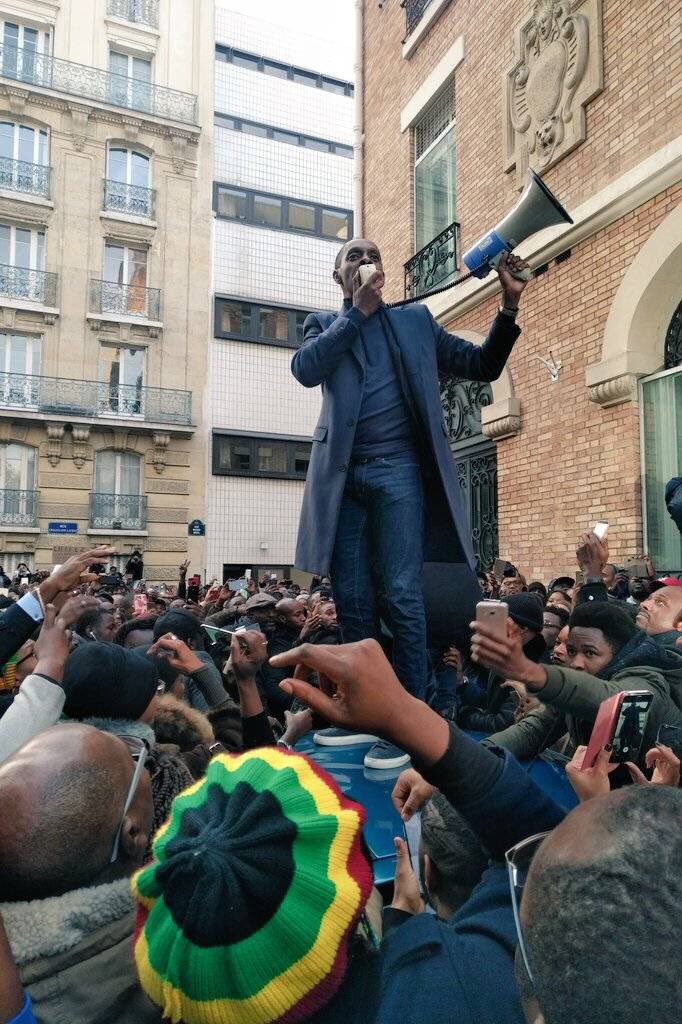 20 mille Africains à Bercy pour un bal, 6000 devant l'Ambassade Libye pour leurs frères vendus : Un Paris, deux "Afrique"