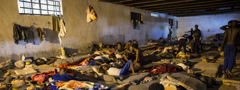 "Après avoir complètement déstabilisé l'Afrique, on n'a pas le droit de faire comme si de rien n'était": le cri d'alarme d'un médecin de MSF de retour de Libye "Après avoir complètement déstabilisé l'Afrique, on n'a pas le droit de faire comme si de rien n'était": le cri d'alarme d'un médecin de MSF de retour de Libye