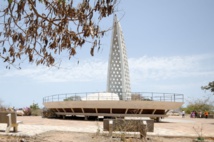 Reconstruction du mémorial de Gorée : une enveloppe de 5 milliards annoncée par le ministre Latif Coulibaly Reconstruction du mémorial de Gorée : une enveloppe de 5 milliards annoncée par le ministre Latif Coulibaly