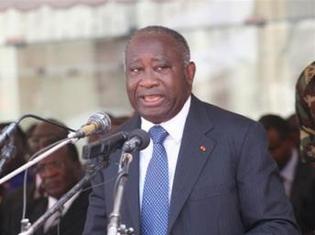 Côte d'ivoire: Le président Gbagbo a dissous le gouvernement et la CEI