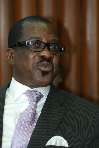 Arrivée au Niger de l’émissaire de Wade, Me Madické Niang