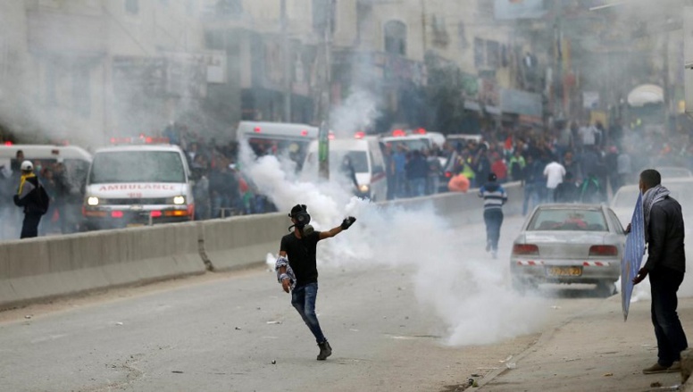 Territoires palestiniens: nouvelle journée de colère contre la décision de Trump Territoires palestiniens: nouvelle journée de colère contre la décision de Trump