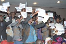 Publication au Journal officiel et décret d'application portant leur statut : Les élèves-maîtres menacent l'Etat Publication au Journal officiel et décret d'application portant leur statut : Les élèves-maîtres menacent l'Etat