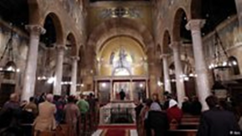 Egypte: une église violemment attaquée par une foule