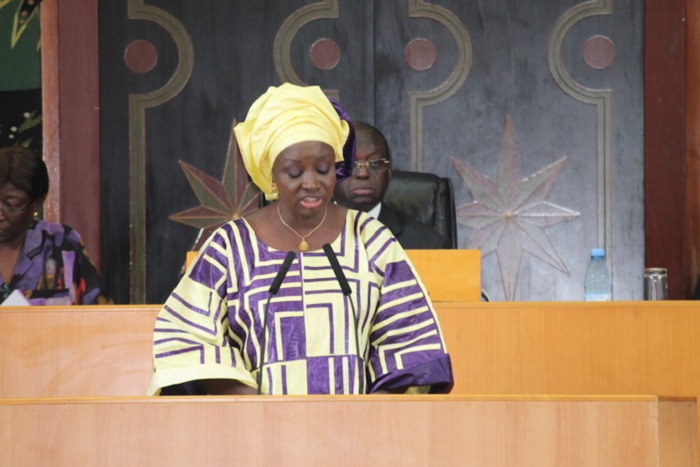 200 milliards de Mimi Touré : l’opposition réclame sa commission parlementaire