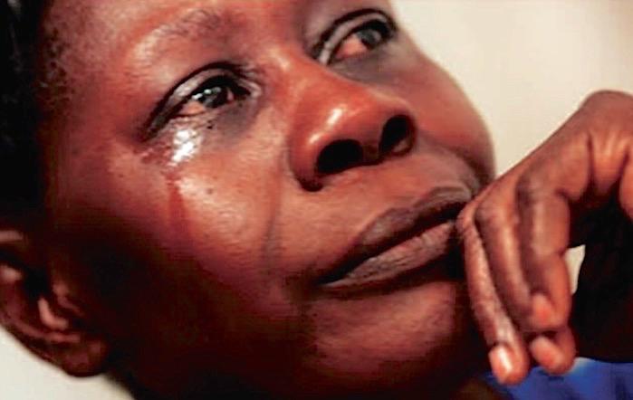 Charcutée par son mari, Awa Diop se confie : "Quand il a cru qu'il m'avait égorgée, il est sorti pour dire à ma mère..."