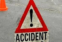Accident à Diass: Un camion fou dérape et fait 2 blessés Accident à Diass: Un camion fou dérape et fait 2 blessés