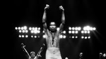 Fela Kuti: la chanteuse Erykah Badu rend hommage au roi de l'afrobeat Fela Kuti: la chanteuse Erykah Badu rend hommage au roi de l'afrobeat