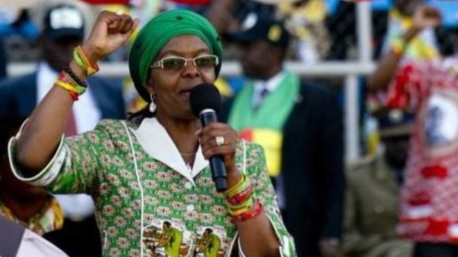 ​Une enquête sur le doctorat de Grace Mugabe