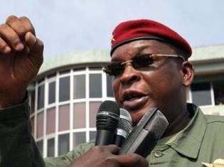 Le général Sékouba Konaté, ministre de la Défense et Président intérimaire de la Guinée.