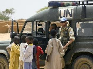 Camp de réfugiés soudanais d'Ouré Cassoni, octobre 2009. Selon Idriss Déby, le Tchad est désormais capable d’assurer seul la protection des réfugiés le long de la frontière avec le Soudan.