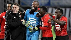 Coup d’envoi Rennes vs Toulouse : Abdoulaye Diallo dans les buts, Ismaïla Sarr sur le banc