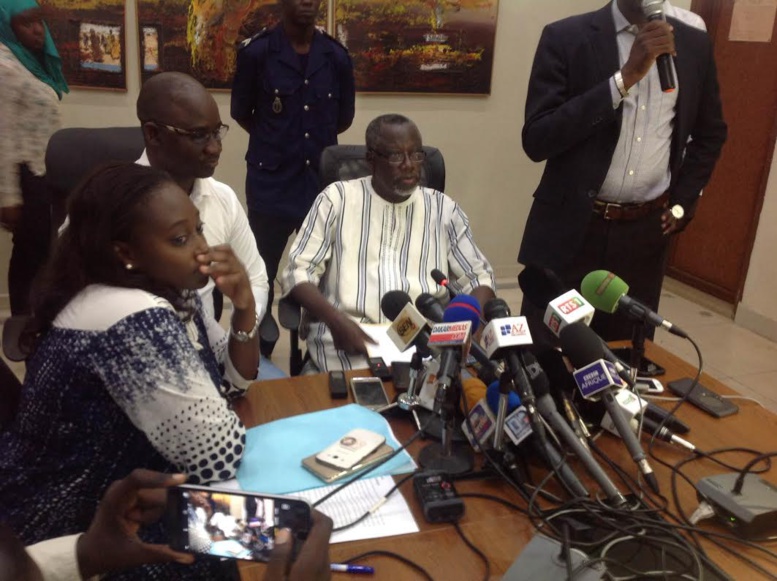 Fraudes Baccalauréat 2017 : Les trois agents de l'Office du Bac libérés Fraudes Baccalauréat 2017 : Les trois agents de l'Office du Bac libérés