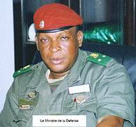 Le Général Sékouba konaté rencontre la communauté guinéenne aujourd'hui à Dakar.