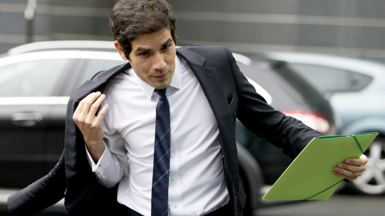 Le Directeur de Radio France condamné à un an de prison avec sursis pour avoir... Le Directeur de Radio France condamné à un an de prison avec sursis pour avoir...