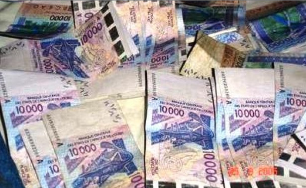 Plus de 30 millions de faux billets interceptés à Ziguinchor sur un jeune bissau-guinéen