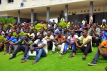 OIT : « le chômage élevé et le manque de travail vont persister en 2018 », selon un rapport OIT : « le chômage élevé et le manque de travail vont persister en 2018 », selon un rapport