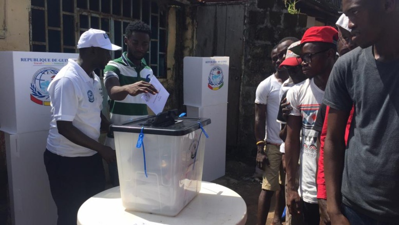 Guinée: pas d’engouement lors de la distribution des cartes électorales Guinée: pas d’engouement lors de la distribution des cartes électorales