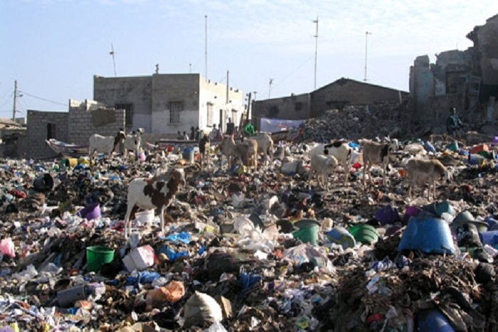 Macky Sall commandite un audit technique et financier du dispositif de gestion des déchets solides urbains