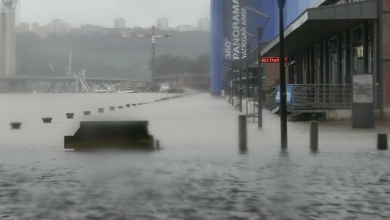 Crue de la Seine en France : 150 habitants évacués près de Rouen Crue de la Seine en France : 150 habitants évacués près de Rouen