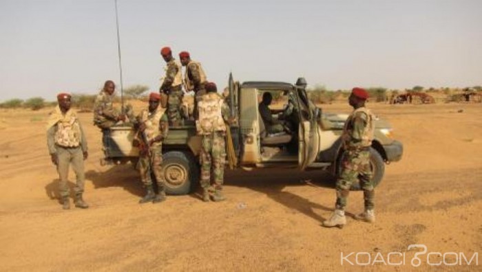 Mali: Deux soldats tués par des jihadistes et une gendarmerie attaquée dans le nord