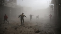 Syrie: de nouveaux raids aériens du régime font 47 morts en Ghouta orientale Syrie: de nouveaux raids aériens du régime font 47 morts en Ghouta orientale