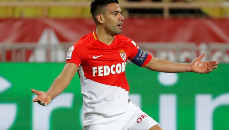 Monaco : un mois d'absence pour Falcao ? Monaco : un mois d'absence pour Falcao ?