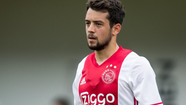 Ajax : Naples menace Younes Ajax : Naples menace Younes
