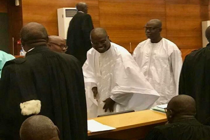 Direct Tribunal : Khalifa Sall et sa défense changent de stratégie