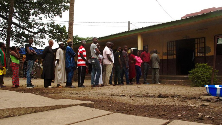 Guinée: deux jeunes gens tués dans des heurts avec les forces de l'ordre Guinée: deux jeunes gens tués dans des heurts avec les forces de l'ordre