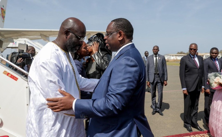 Les premières images de l'arrivée du Président Weah à Dakar