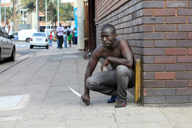 URGENT - 5 policiers et un militaires tués dans l'attaque d'un commissariat en Afrique du Sud URGENT - 5 policiers et un militaires tués dans l'attaque d'un commissariat en Afrique du Sud
