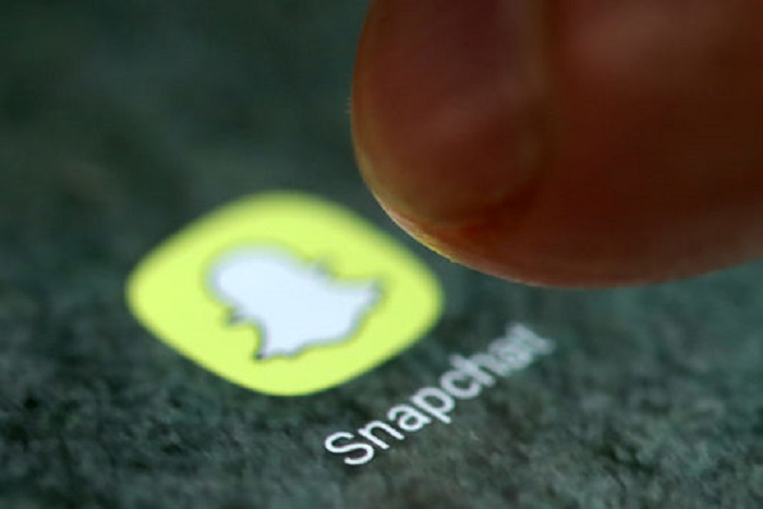 Visé par une pétition contre sa nouvelle interface, Snapchat maintient sa position