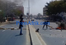 Urgent: Ça chauffe à l’Ucad entre étudiants et forces de l’ordre
