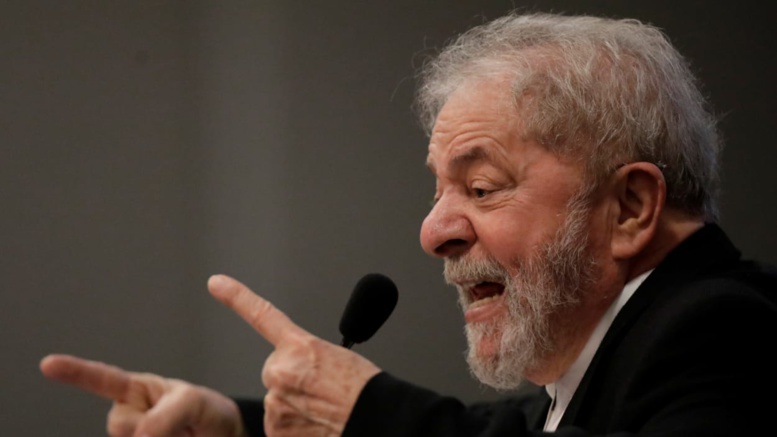 Brésil : condamné à 12 ans, Lula pas impressionné par la prison se dit "innocent" et confiant pour remporter la présidentielle