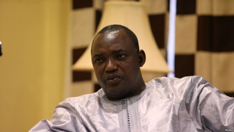 Après Macky et les politiciens, le ministre gambien s'est attaqué aux douaniers : 