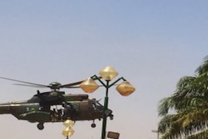 URGENT - L'ambassadeur de France à Ouagadougou serait exfiltré par un hélicoptère