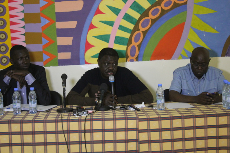 Pape Diouf, ancien Pdt OM : « vouloir faire porter à Aliou Cissé tous les maux de notre football me parait injuste » Pape Diouf, ancien Pdt OM : « vouloir faire porter à Aliou Cissé tous les maux de notre football me parait injuste »