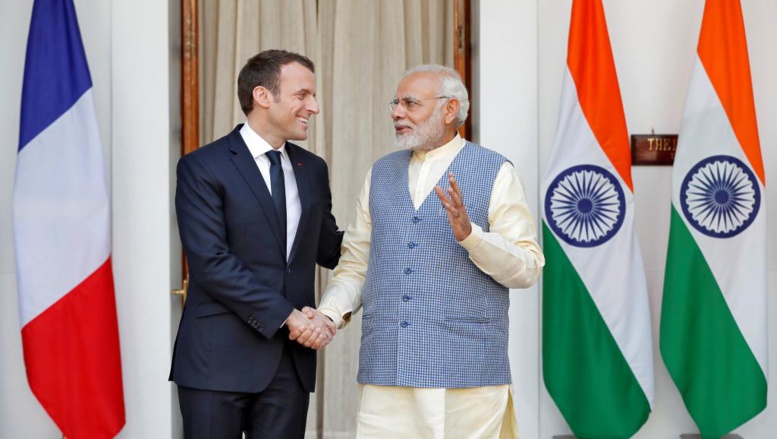 A New Delhi, Macron veut relancer le partenariat stratégique franco-indien
