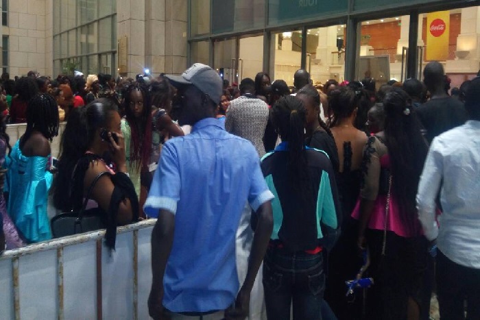 Les fans de Wally Seck en rogne : une «mafia» s’organise pour l’accès à la salle.