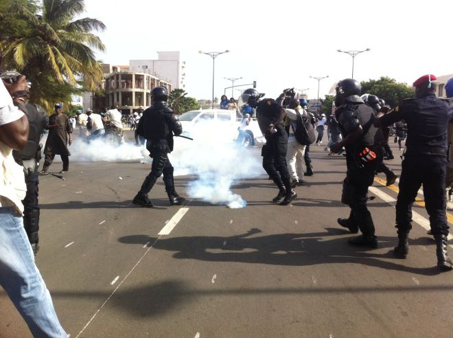 Raddho, Lsdh et Amnesty international en guerre contre les grenades lacrymogènes de la police