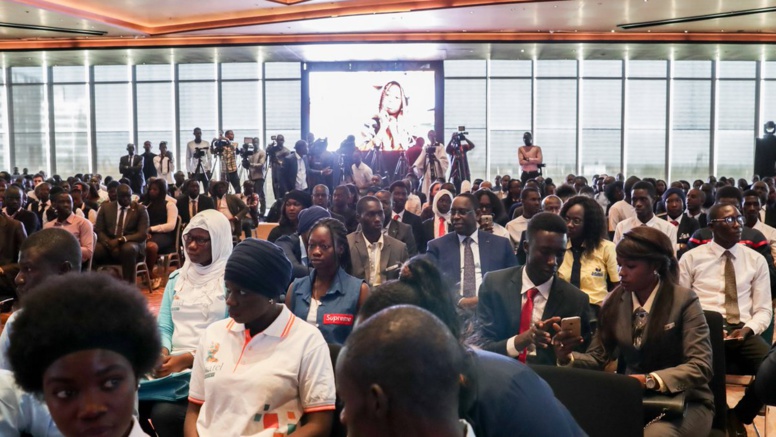 Grand prix du Chef de l'Etat pour l'innovation numérique : Macky va dégager 35 millions pour les 3 lauréats Grand prix du Chef de l'Etat pour l'innovation numérique : Macky va dégager 35 millions pour les 3 lauréats